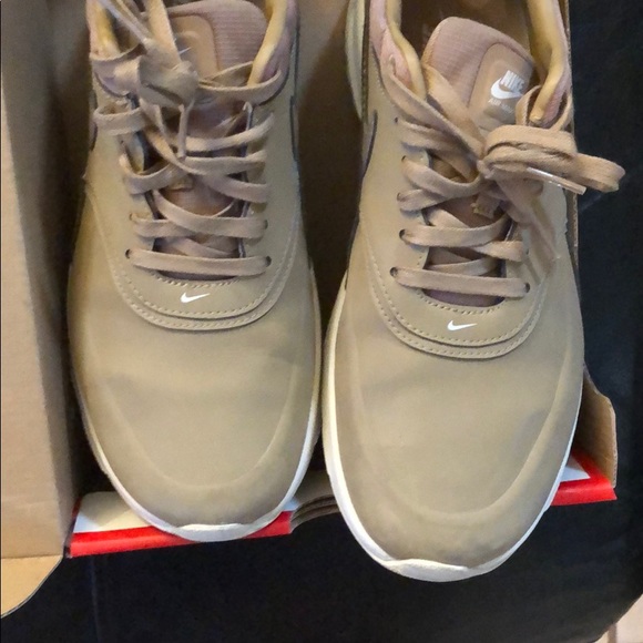 Nike air max thea’s - Picture 4 of 5